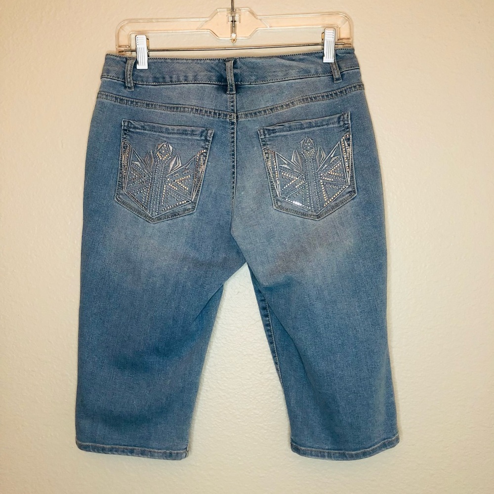 Embellished pockets Jean knee length shorts Code Bleu Soleil size 4 faded Denim